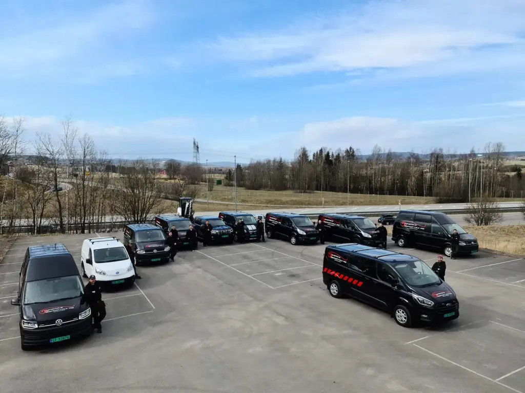 67e5864d8f30b977ca065994 om oss landscape